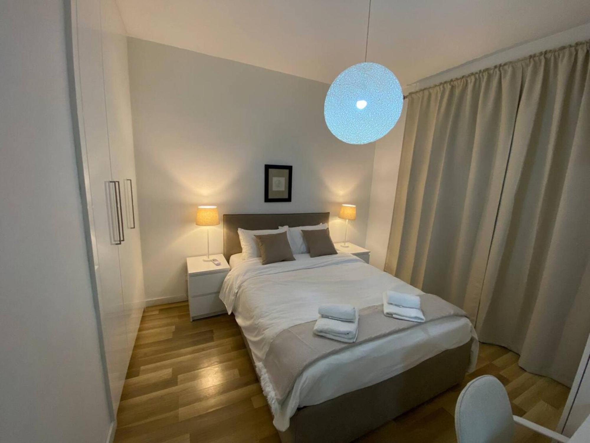 Seabreeze City Center Flats By Trulycyprus Limassol Bagian luar foto