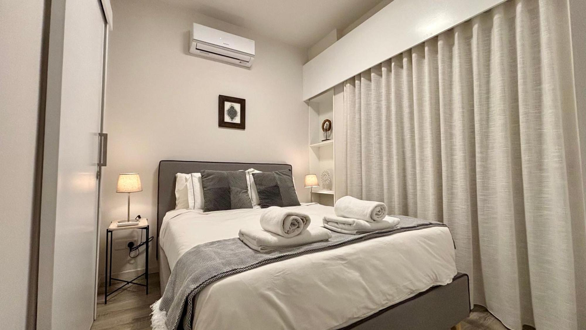 Seabreeze City Center Flats By Trulycyprus Limassol Bagian luar foto